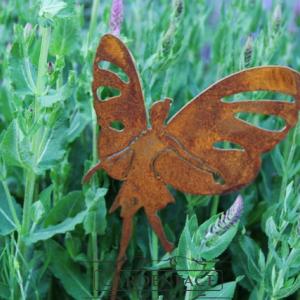 zahradní kovový zápich s patinou  "motýlí  víla" malá