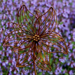  kovový zápich květina - špičaté okvětní plátky 