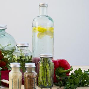 láhev z recyklovaného skla 1,6l